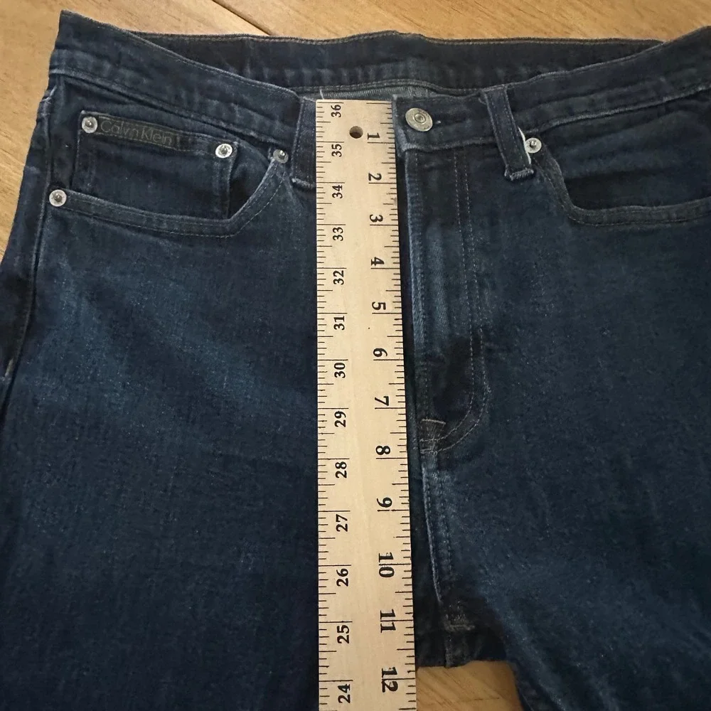 Calvin Klein Mens Standard Straight Leg Dark Wash Jeans Blue‎ W32 L30